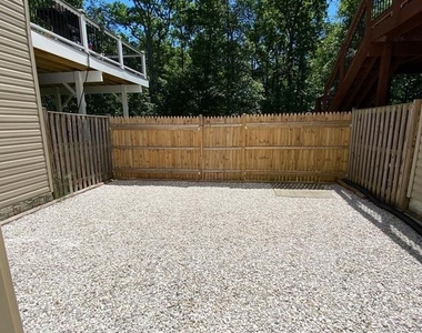 25232 Demilton Terrace - Photo Thumbnail 20