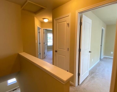 25232 Demilton Terrace - Photo Thumbnail 15
