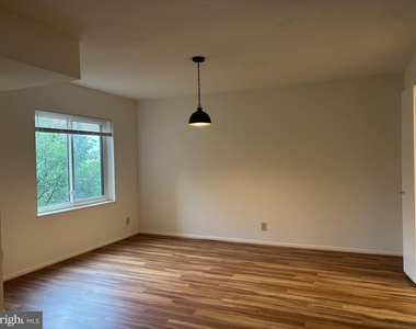 8370 Greensboro Drive - Photo Thumbnail 2