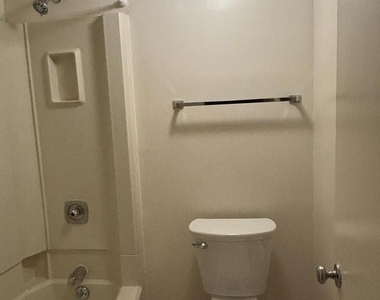 8370 Greensboro Drive - Photo Thumbnail 9
