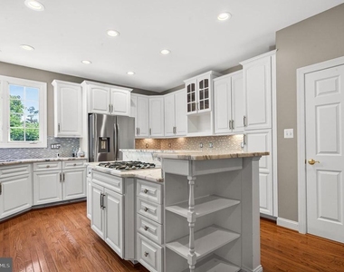 11700 Talley Court - Photo Thumbnail 12