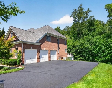 11700 Talley Court - Photo Thumbnail 2