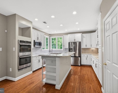 11700 Talley Court - Photo Thumbnail 11