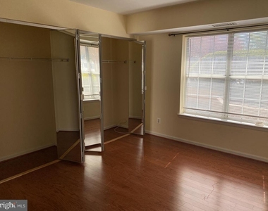 5800 Cove Landing Road - Photo Thumbnail 14