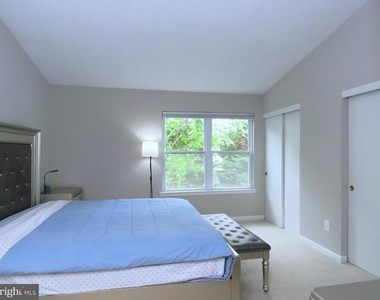 13945 Big Yankee Lane - Photo Thumbnail 16