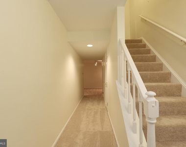 2184 Pond View Court - Photo Thumbnail 26