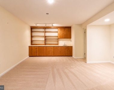 2184 Pond View Court - Photo Thumbnail 29