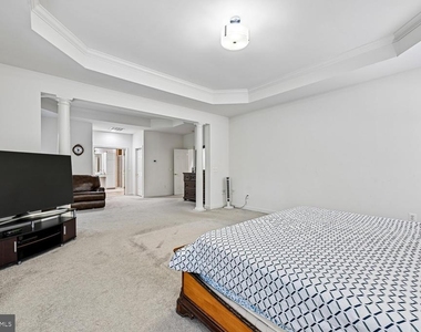 2375 Jawed Place - Photo Thumbnail 14