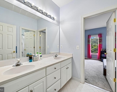 2375 Jawed Place - Photo Thumbnail 18