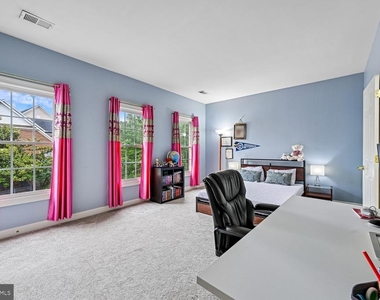 2375 Jawed Place - Photo Thumbnail 19
