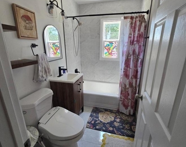 2306 Fort Drive - Photo Thumbnail 9
