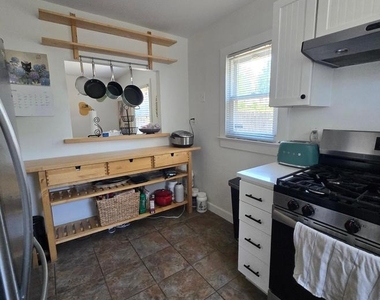 2306 Fort Drive - Photo Thumbnail 7