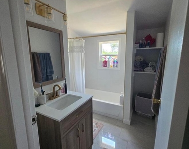 2306 Fort Drive - Photo Thumbnail 13