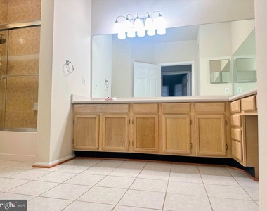 1600 Spring Gate Drive - Photo Thumbnail 4