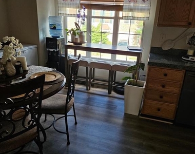 6163 Kendra Way - Photo Thumbnail 12