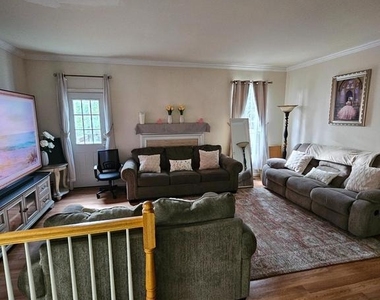 6163 Kendra Way - Photo Thumbnail 6