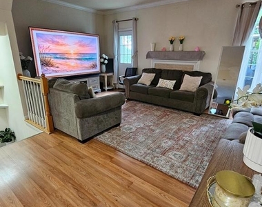 6163 Kendra Way - Photo Thumbnail 7