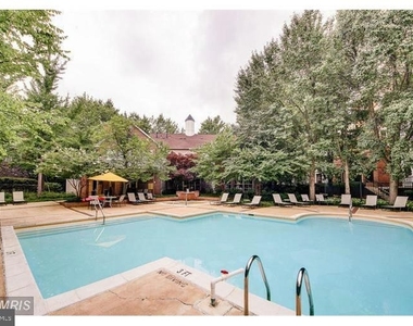1524 Lincoln Way - Photo Thumbnail 17