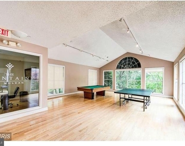1524 Lincoln Way - Photo Thumbnail 16