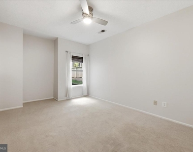 14316 Climbing Rose Way - Photo Thumbnail 9