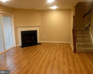 8714 Wadebrook Terrace - Photo Thumbnail 26