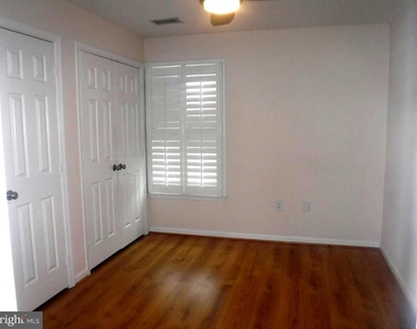 8714 Wadebrook Terrace - Photo Thumbnail 17