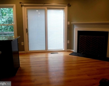 8714 Wadebrook Terrace - Photo Thumbnail 8