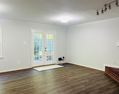 5178 Kimscott Court - Photo Thumbnail 16