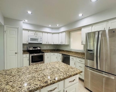 5178 Kimscott Court - Photo Thumbnail 3