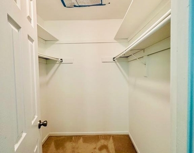 5178 Kimscott Court - Photo Thumbnail 10