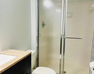 5178 Kimscott Court - Photo Thumbnail 15