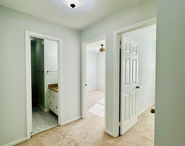 5178 Kimscott Court - Photo Thumbnail 14