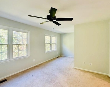 5178 Kimscott Court - Photo Thumbnail 7