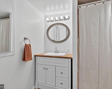 2059 Huntington Avenue - Photo Thumbnail 14