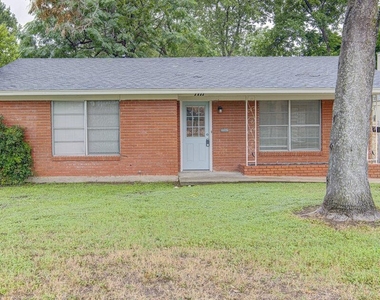 1711 Brentwood St - Photo Thumbnail 1