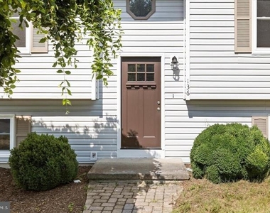 136 Nightingale Avenue - Photo Thumbnail 3