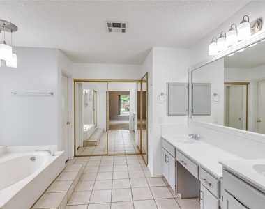 2106 Heather Dr - Photo Thumbnail 21