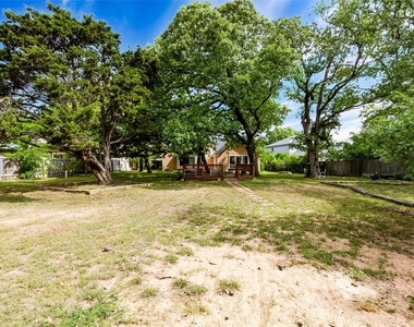 2106 Heather Dr - Photo Thumbnail 32