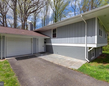 4106 Lamarre Drive - Photo Thumbnail 3