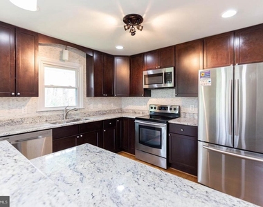 4106 Lamarre Drive - Photo Thumbnail 9
