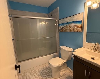 231 Lake Caroline Drive - Photo Thumbnail 10