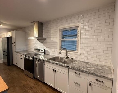 231 Lake Caroline Drive - Photo Thumbnail 7