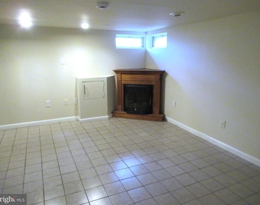 1304 Princess Street - Photo Thumbnail 14
