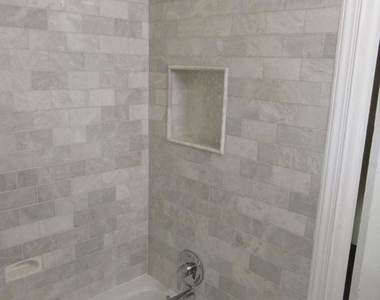 1304 Princess Street - Photo Thumbnail 10