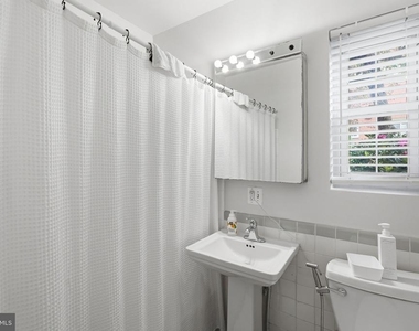 3727 Lyons Lane - Photo Thumbnail 11