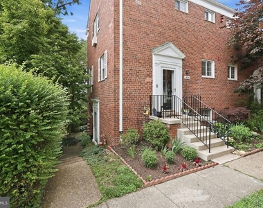 3727 Lyons Lane - Photo Thumbnail 20