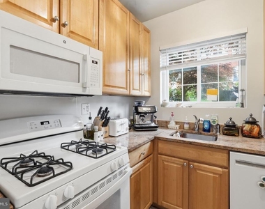 3727 Lyons Lane - Photo Thumbnail 5