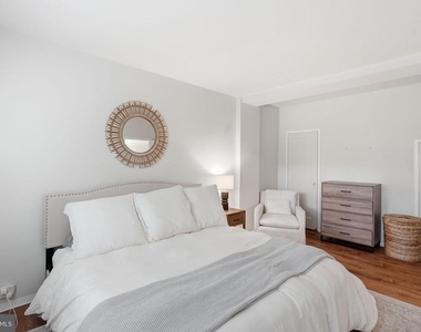 3727 Lyons Lane - Photo Thumbnail 9