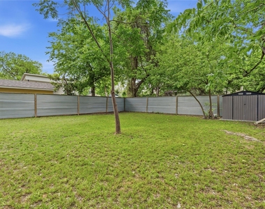 1122 Gunter St - Photo Thumbnail 30