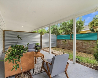 1122 Gunter St - Photo Thumbnail 26